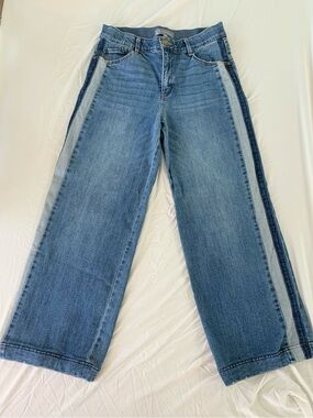 Wit & Wisdom Gracie Skyrise Wide Leg Jeans in Light and Dark Blue